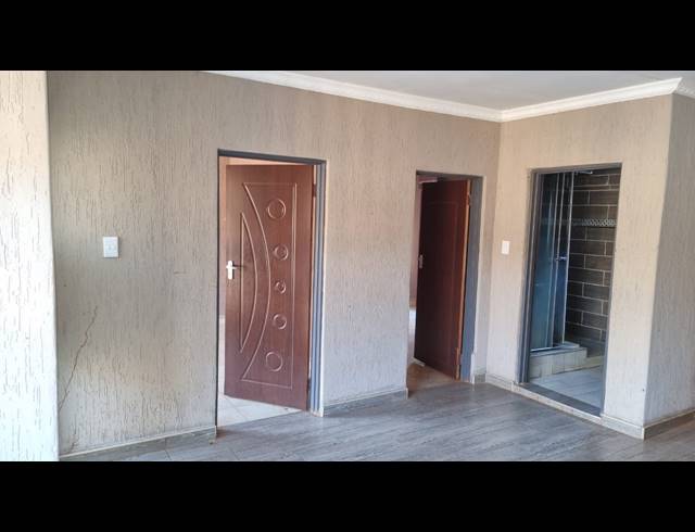 2 BEDROOM APARTMENT TO LET IN MULEDANE